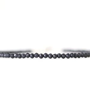 Shungitarmband 2 mm, skyddsarmband, armband mot elektromagnetisk strålning, Shungit-smycken i sterlingsilver