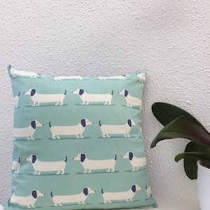 Dashchund cushion cover, dog zipped cushion cover. Ideal gift for dashchund lovers. Suitable for 16” size pad.