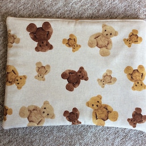 Teddy laptop case, bear laptop cover, fits laptops up to 16”. Padded for protection, fully lined  and zipped. Perfect gift for teddy lovers