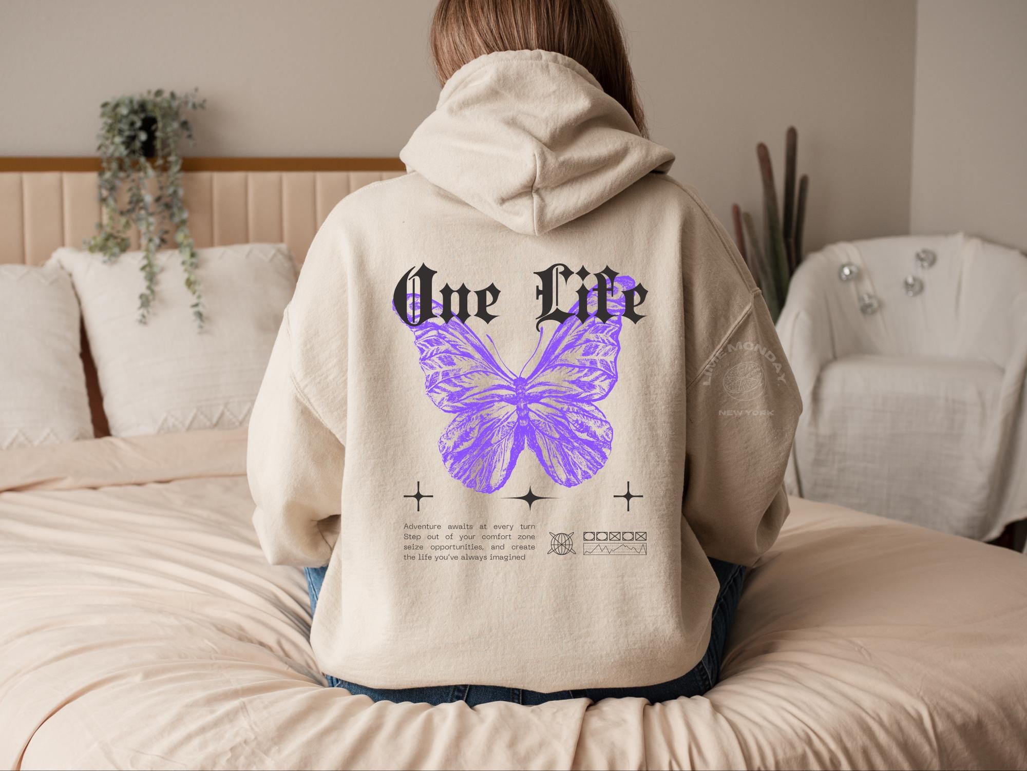RULE THE FATE ☆ Big Silhouette Pullover Hoodie