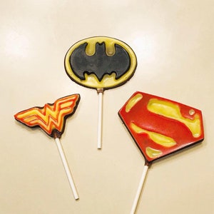 Superhero Pack Chocolate Suckers
