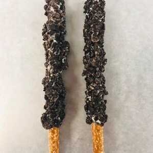 Cookies & Cream Pretzels