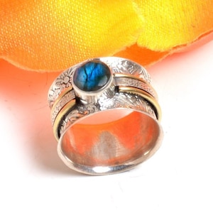 Spinner Ring,AAA Natural Labradorite Solid Silver Spinner Ring,Floral Textured Spinner Ring,Men&#39;s Ring,Anxiety Ring,Blue Fire,Bands Ring.