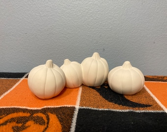 Set of 3 Pumpkin’s Unpainted Ceramic Bisque