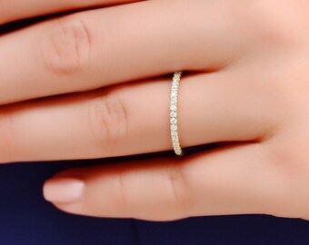 Vigselring för kvinnor / Alliansring / Simulerad diamantring / Elegant ring / Stapelringar / Tunn alliansring i 14k guld