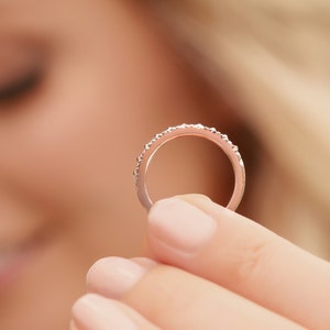 Re-Sizing Wedding Rings, Re - sizing any kind of Rings for Men and Women, Resizing Engagement Rings, Resizing Gold Rings