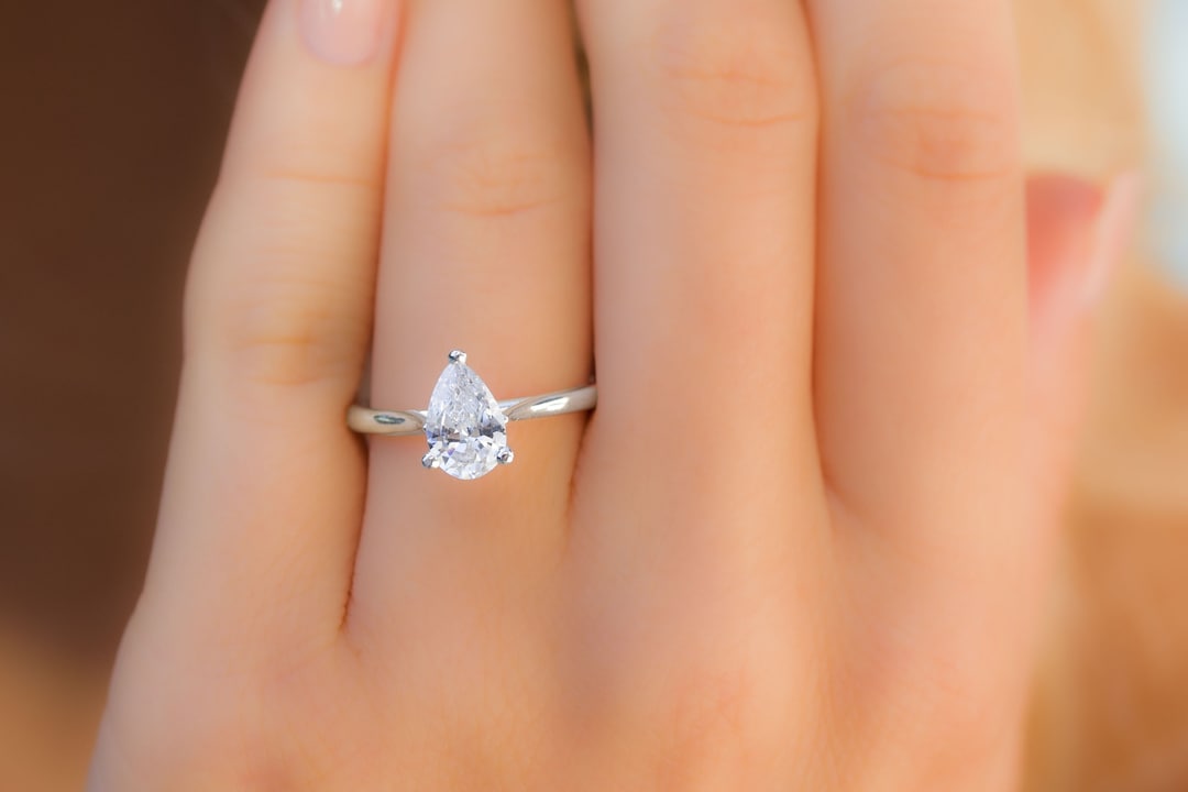 1.3 carat pear shaped diamond online
