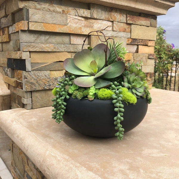 Round faux succulent arrangement Black Bowl. Succulent arrangement. Faux succulent. Succulent planter. Centerpiece.