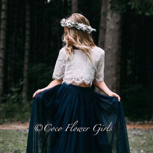 Beau haut court en dentelle de fille de fleur et jupe longue en tulle princesse superposée, robe de style Boho, robe Boho - bleu marine