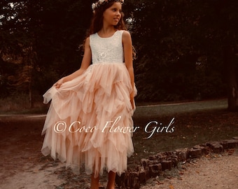 VENTE filles longue robe de demoiselle d'honneur champagne abricot très jolie vintage bohème avec appliques - mariée bohème rustique