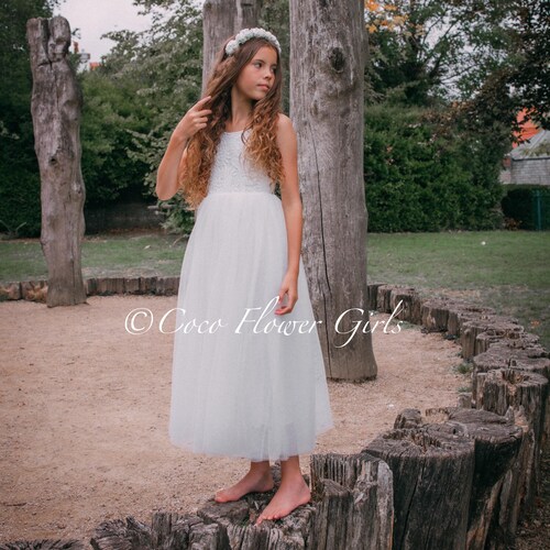 Bohemian Flower Girl Dress White Bridesmaid Dress Below Knee Etsy