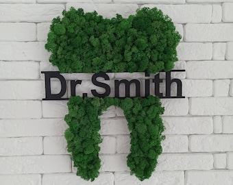 Wall moss tooth Dentist office sign, Vertical moss art, Dentist Gift, Dental Office Wall Decor, Orthodontist Office Sign, Orthodontist decor