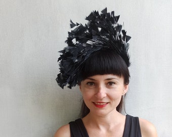 Black Feather Fascinator, Black Feather Headpiece, Halloween headband, Black Feather Halo Headband, black halo crown,