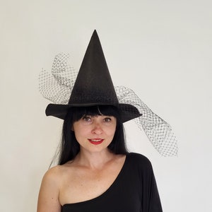 Modern, Glam and Elegant witch hat for haloween party, Beautiful Black Halloween Witch Hat For Witchy Party, Witch Hats For Women