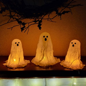 3er Set Geister LED-Teelichter, Käsetuch-Geister, Halloween-Nachtlichter, Halloween-Manteldekor, gruseliges Geschenk, gruseliges Dekor, Halloween-Geschenk