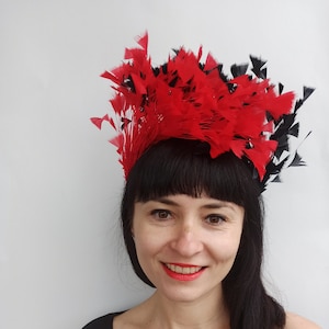 Red & Black Feathers Fascinator On Headband for Weddings and Races Alice Hair Band, Valentine Day, red and black feather halo crown