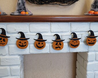 Jack-o-lantern Halloween Garland for mantel or wall, Pumpkin Garland, Fall Mantel Decor,  Scary Pumpkin Faces Decor Halloween Mantel Garland