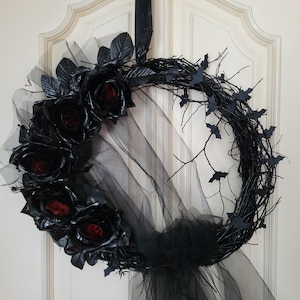 Gothic Halloween Wreath, Halloween Black twig wreath, Victorian gothic wreath, Halloween bat wreath, gothic wreath, halloween wreath