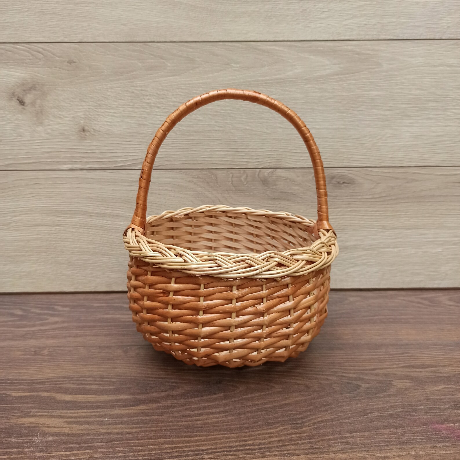 Beige wicker basket with handle Small Round Basket Kids Etsy