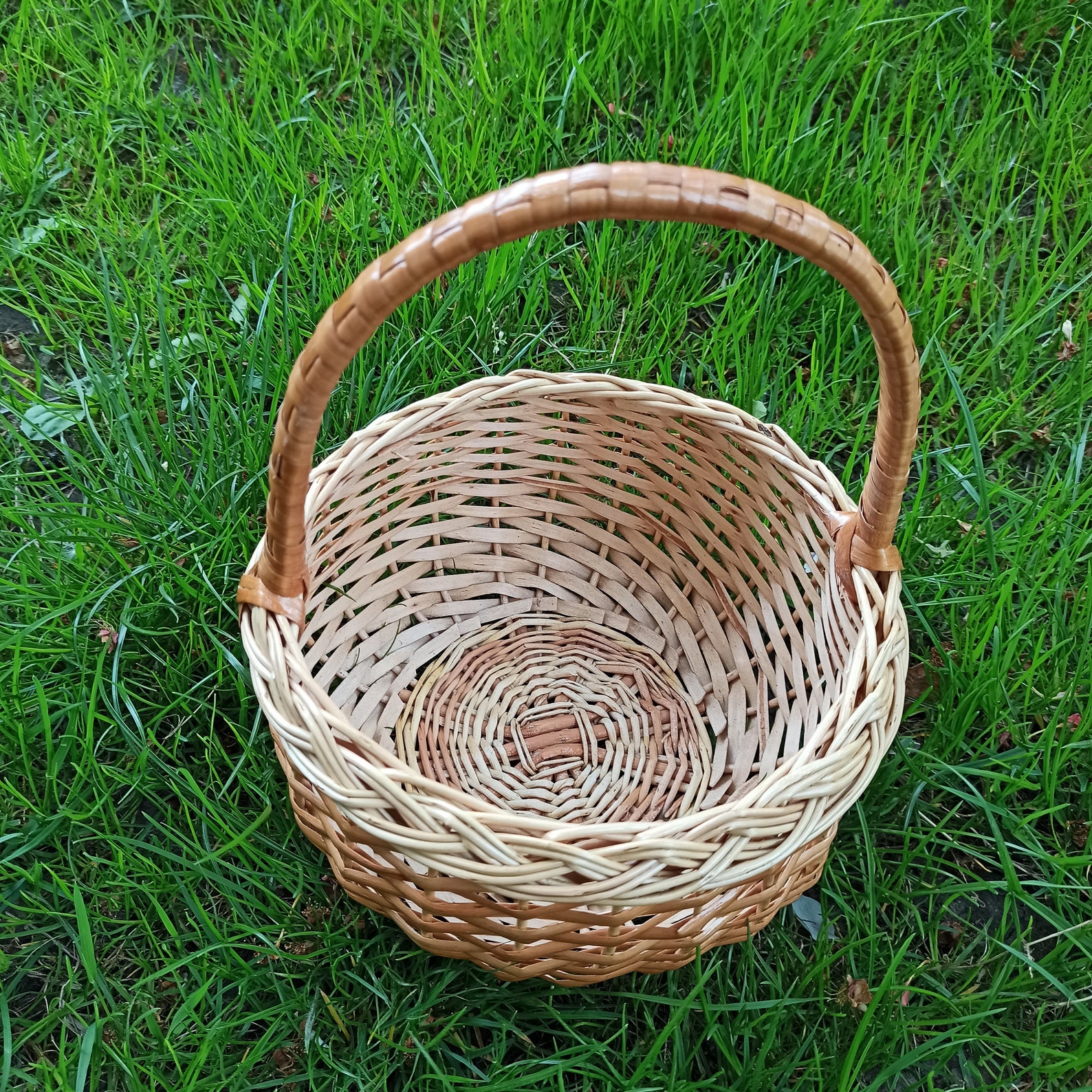 Wicker Basket With Handle Round Wicker Basket Small Willow Etsy Australia
