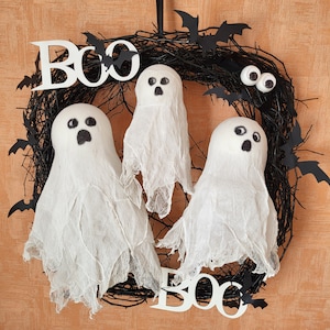 Spooky Halloween Ghost Wreath, Boo Wreath Ghost Wreath Front Door Halloween Wreath Boo Ghost Wreath Halloween Wreath Ghost decor Ghosts