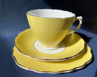 Colclough Harlequin Ballet tea cup sets