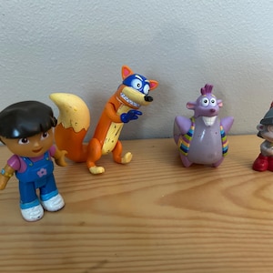 Dora the Explorer cake topper  DORA the Explorer Tico, Swiper Boots lot  of pvc plastic figures Mattel Viacom