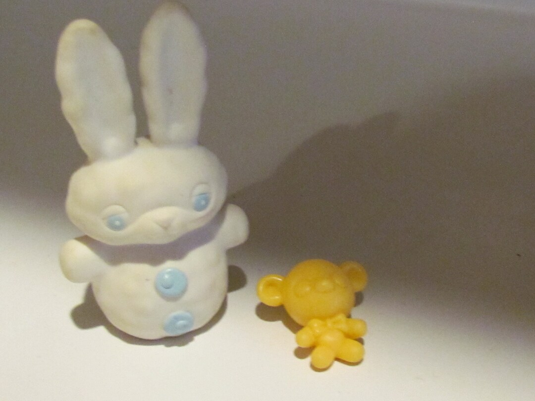 Lps Snow Rabbit Littlest Pet Shop LPS White Baby Snow Bunny & Cuddle Bear Rare Find ...