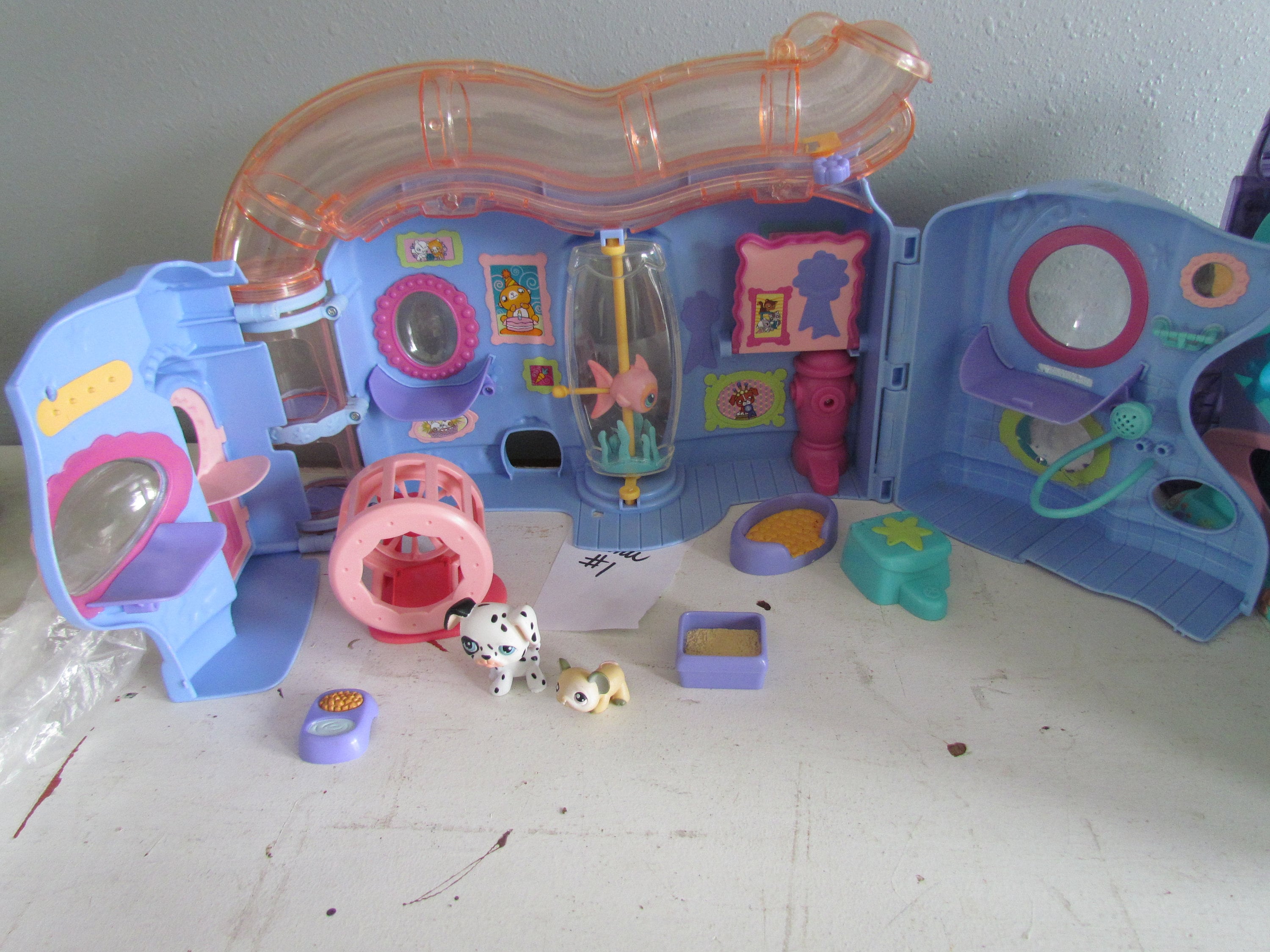 little pet lovin playhouse