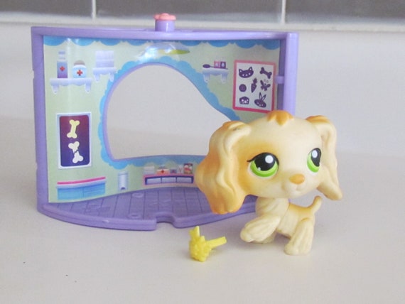 Hasbro Littlest Pet Shop Pet Nook Dog LPS Cocker Spaniel Mini