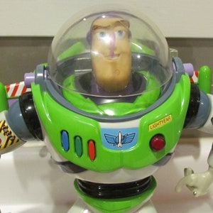 Disney and Pixar Toy Story 9 Inch Plush Figure Buzz Lightyear Buddies doll
