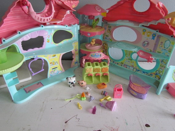 Littlest Pet Shop Hasbro Littlest Pet Shop Biggest Kitty Guinea