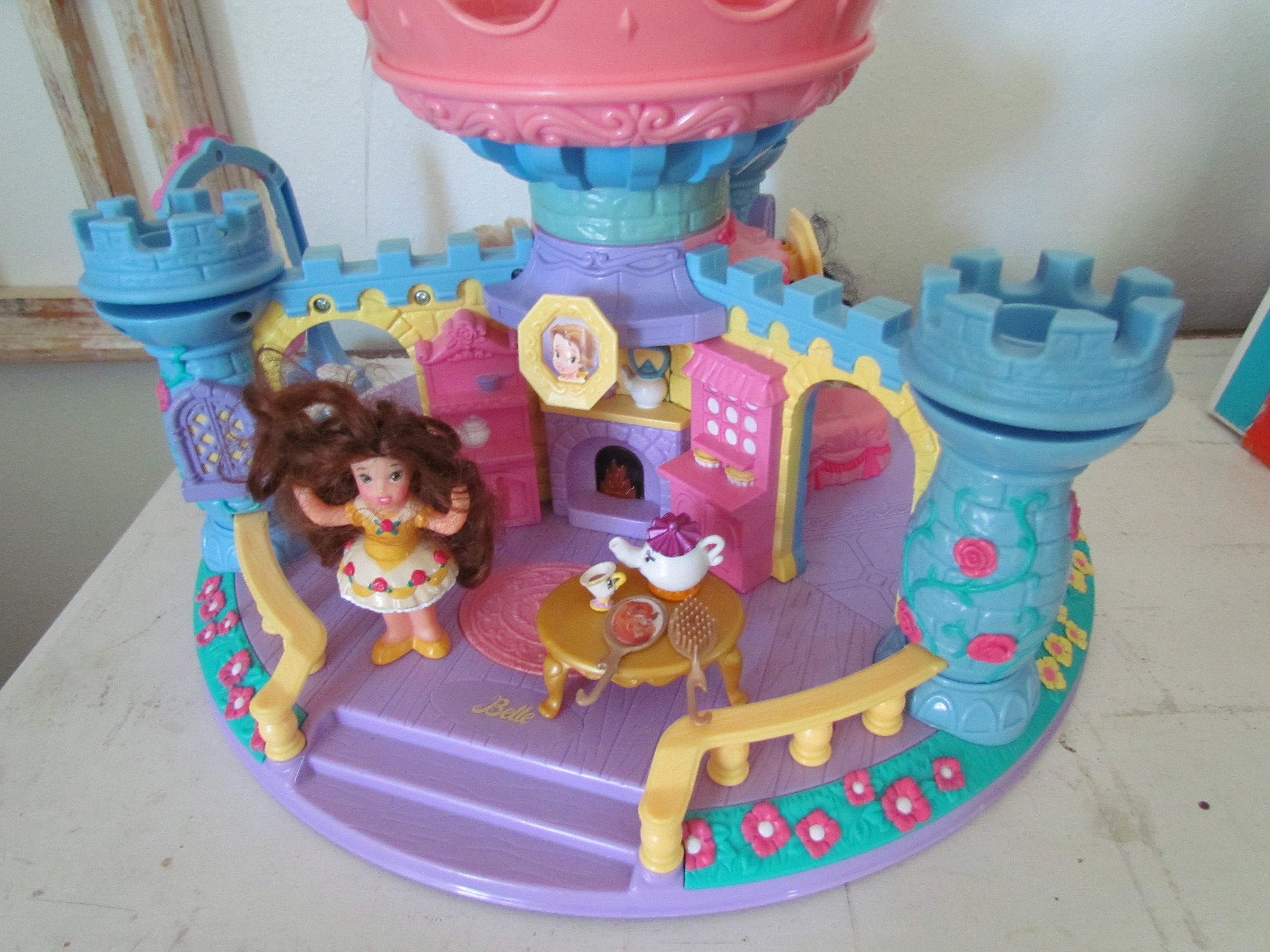 Vintage Fisher Price Mattel Disney Princess -spin 'N Surprise