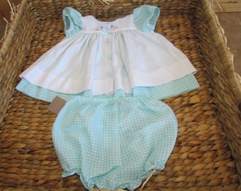 Vintage Girl's baby mint green gingham Pinafore 6/ 9 mths 2 piece matching bottoms summer dress Peaches 'n Cream 80's