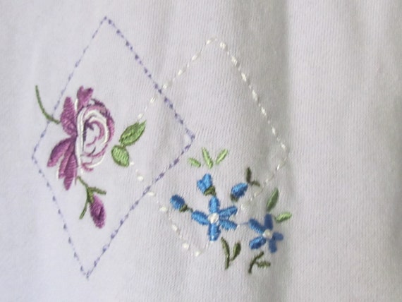 90's Shenanigans Embroidered flowers Lavendar pur… - image 4