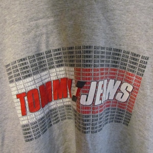 90&#39;s Tommy Hilfiger Gear  vintage long sleeve men&#39;s Large Logo Spell out Gray