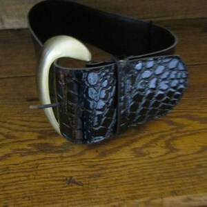 Vtg Leather Statement Belt Faux Alligator -
Chunky Silver Buckle Vintage Faux Crocodile Leather Belt: Ornate Silver Buckle  main image 3