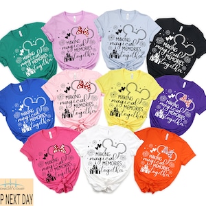 Creando recuerdos mágicos junto con las orejas / Camisa de mamá y yo / Camiseta de vacaciones familiares / Muchos colores de impresión / Cada camisa se vende por separado