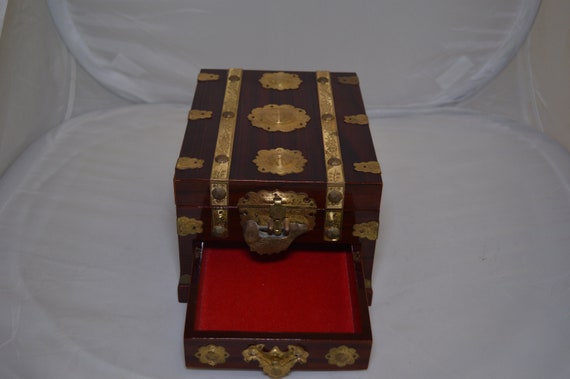 Vintage Oriental Wooden and Brass Jewelry Box   8… - image 2