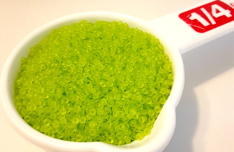 240 14 cup Lime Green Seed Beads