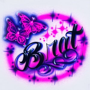 Handgefertigtes Airbrush Schmetterlings T-Shirt - Anpassbare Farben & Größen - Künstlerisches und einzigartiges Design