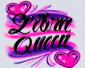 Camiseta con aerógrafo y nombre de corazones