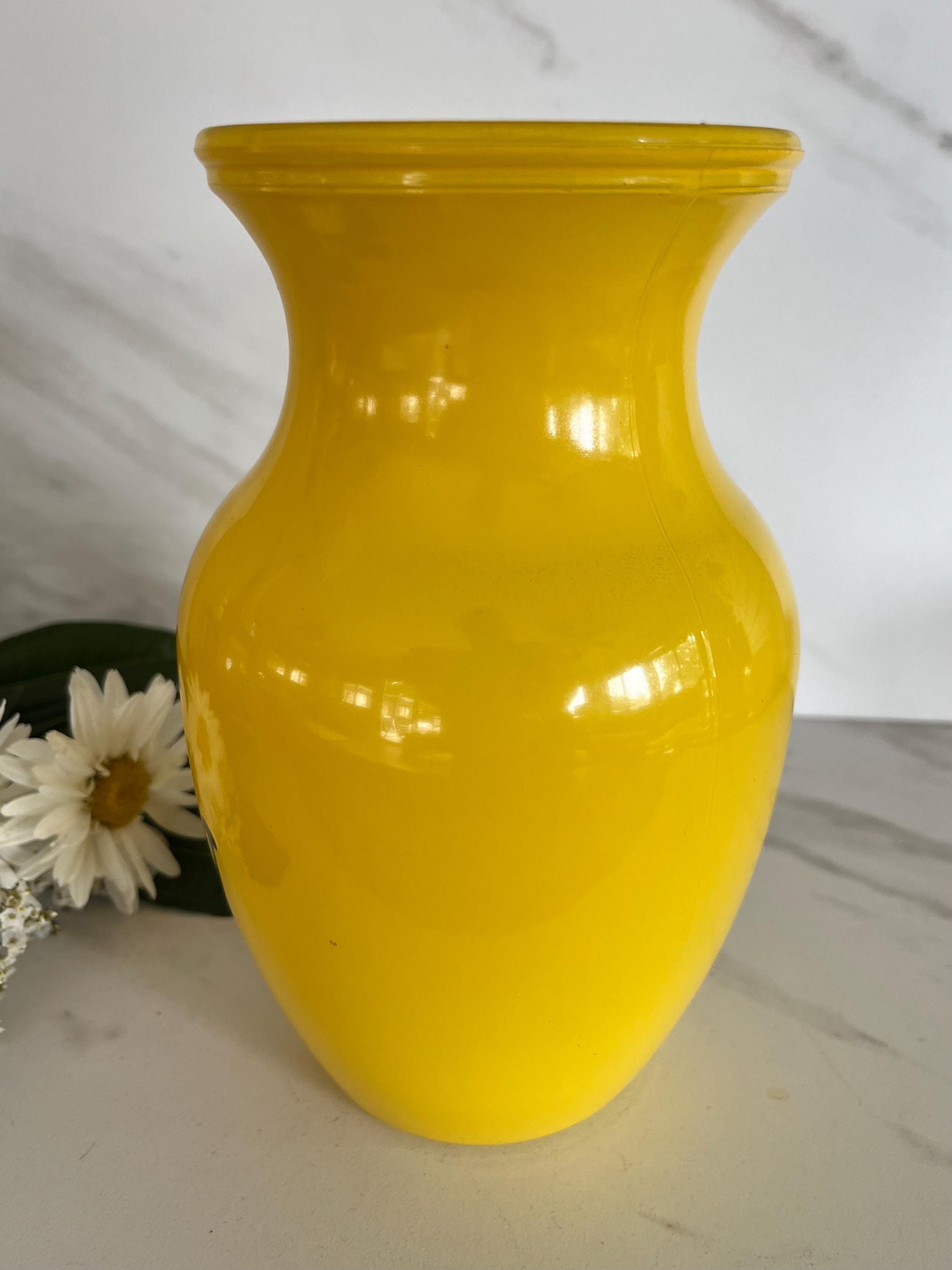 Smiley Vintage Glass Yellow Flashed Vase Marked on Bottom BBB 1999