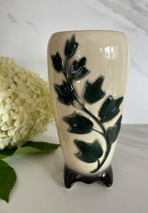 Royal Copley Art Deco Vintage Classic “trailing Ivy” 1940/1950