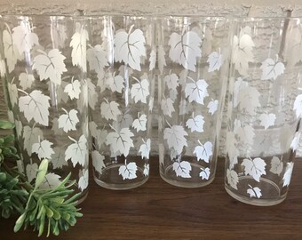 Fall Season Jeanette Glass White Falling Leaves Vintage Drinking  Glasses or Tumblers Set of Four.