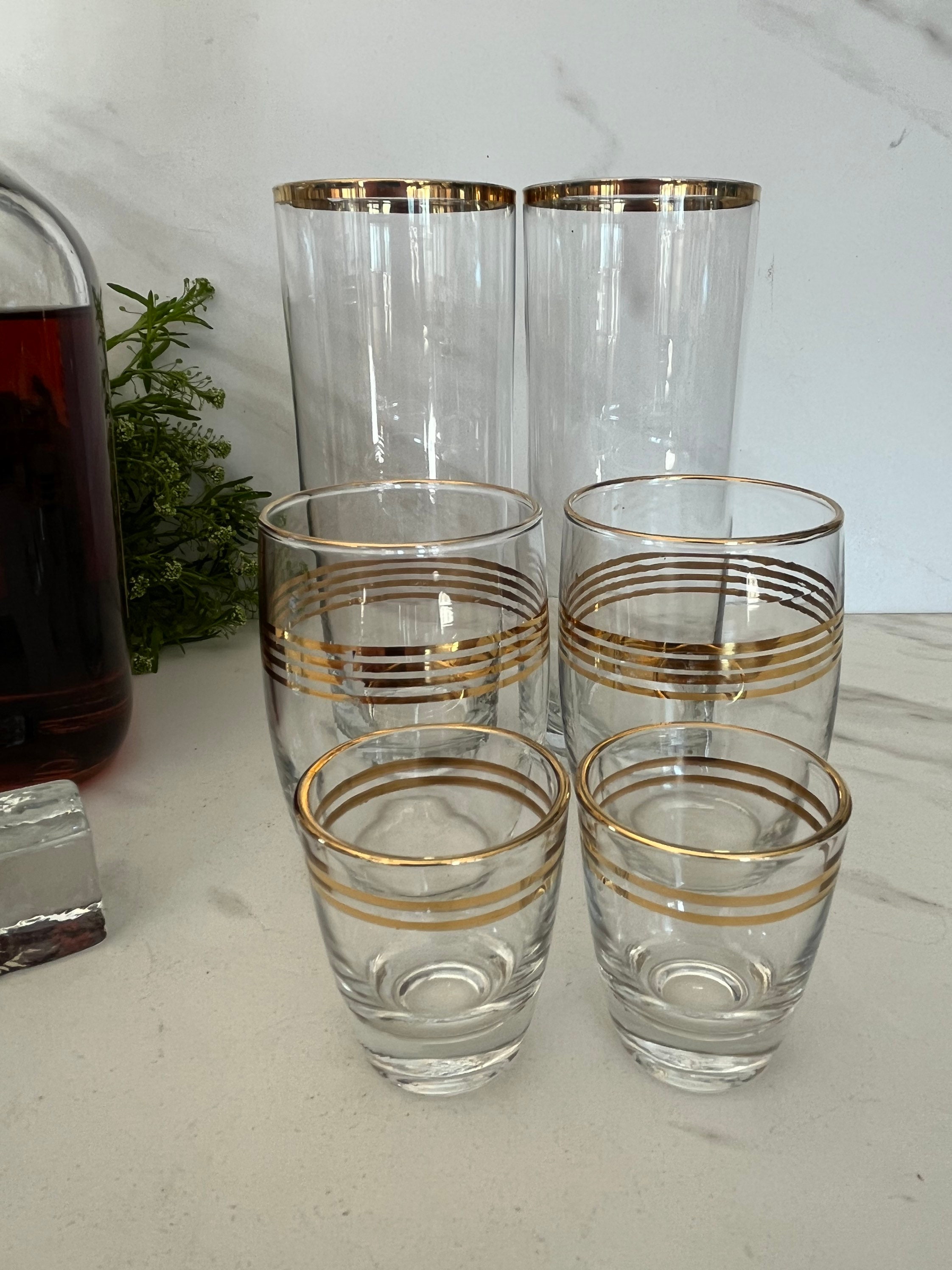 Vtg Gold Trimmed drinking Glasses Tumblers Trim 8 pcs Rock Glass Fancy