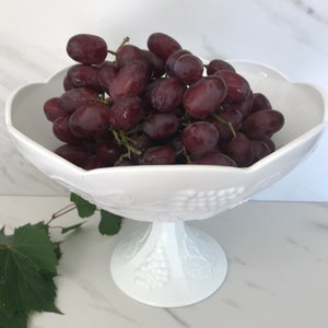 Milk Glass Large Vintage Fruit Bowl or Compote. Harvest Grape Pattern. Indiana Glass Co. 1950/1960’s