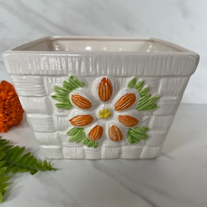 Flower Power Retro Daisy Ceramic Planter , Candy Dish with Basket Weave Design and Daisy . Replo Mark and Sticker # 6791 1970’s Made Japan.