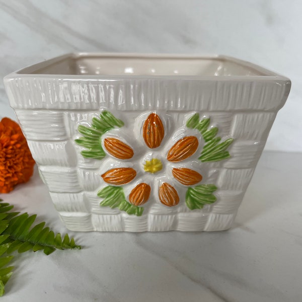 Vintage Ceramic Planter, Compote , Candy Dish with Basket Weave Design and Daisies. Replo Mark and Sticker # 6791 1970’s Made in Japan.