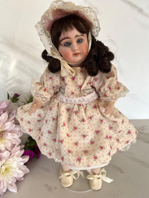 Gebruder Kuhnlenz Doll. Dolly Character Face Bisque Socket